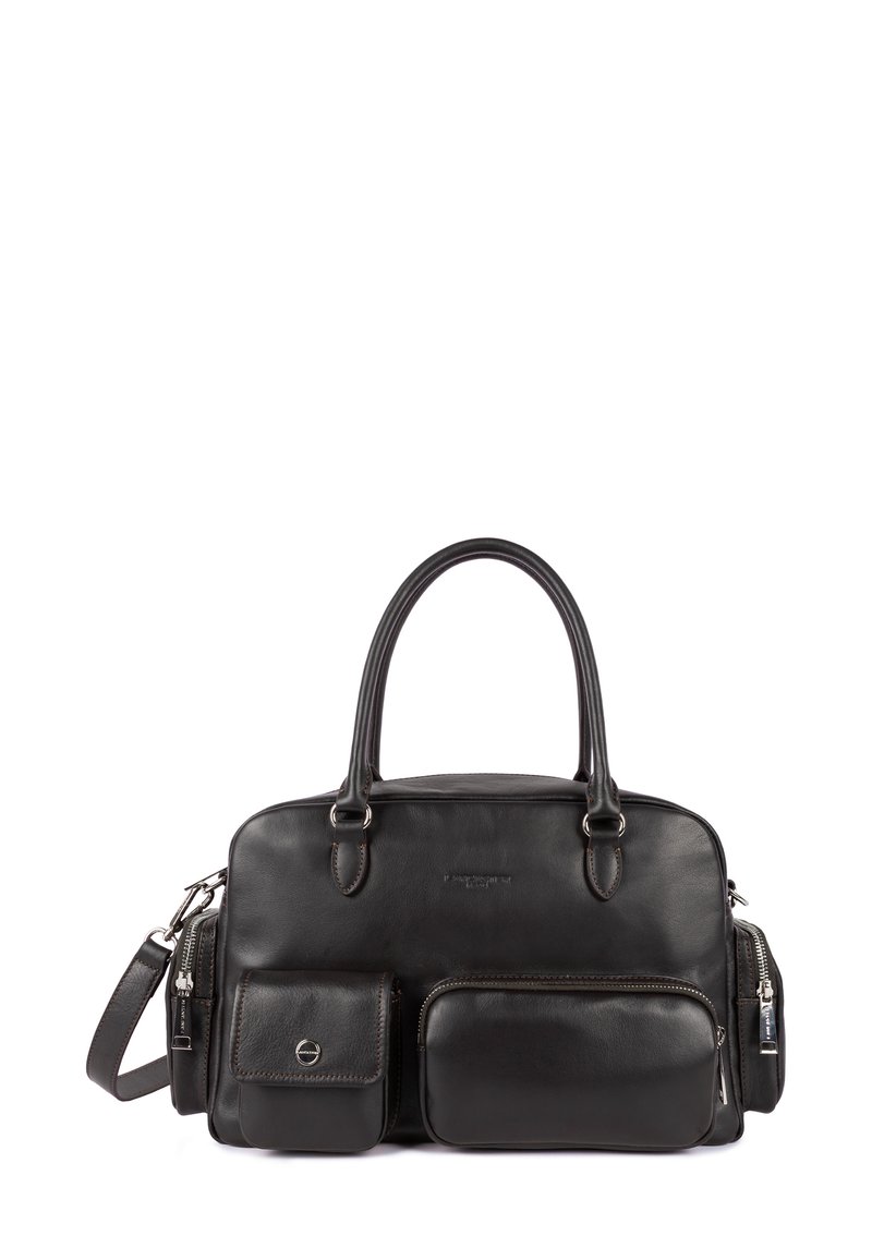 Borsa a mano in pelle nera con doppi manici, tracolla staccabile, due tasche con zip frontali e logo discreto. Texture liscia.