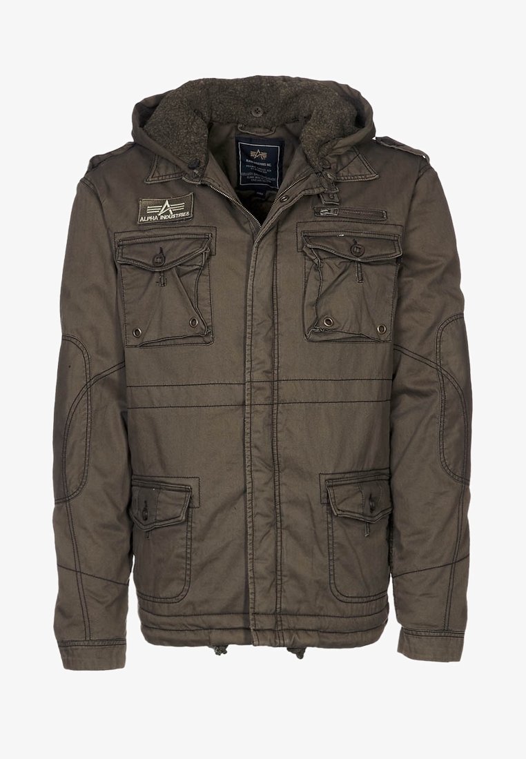 Khaki Parka-Jacke mit fleecegefütterter Kapuze, mehreren vorderen Taschen und Steppdetails. Verfügt über einen Reißverschluss und verstellbare Bündchen.