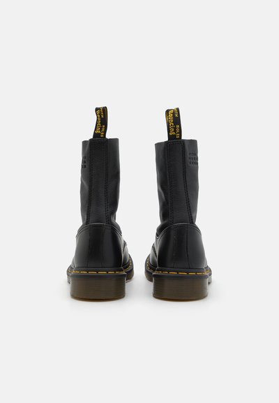 MM6 Maison Margiela 10 EYE TWISTED AND REIMAGINED - Stivaletti con plateau - black