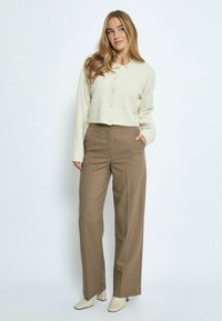 Desires KAYLEE GRS BOUCLE - Strickjacke - fog sand