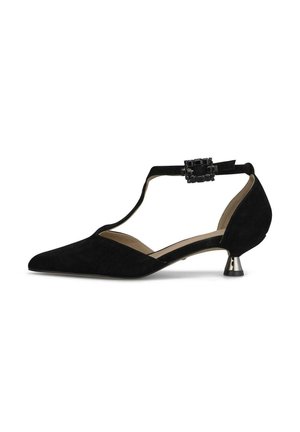 Zapato de tacón kitten en ante negro con puntera puntiaguda, tira en T y hebilla decorativa negra con joyas en la correa del tobillo.