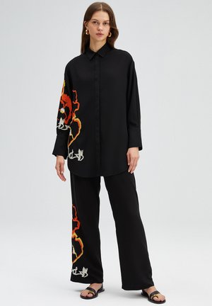 EMBROIDERED - Overhemdblouse - black