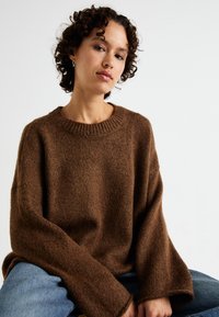 Vero Moda VMNOELLE ONECK  - Džemperis - pinecone melange