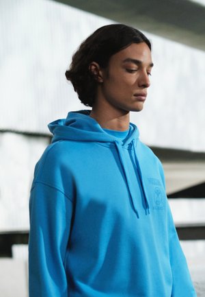 Felpa con cappuccio - light blue
