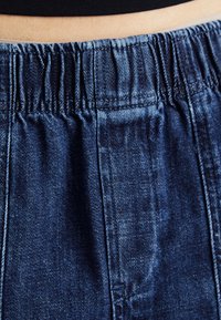 GAP UTILITY EASY MALA - Wide leg - dark indigo