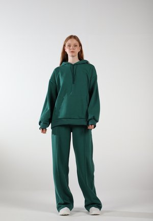 WIDE LEG PALAZZO E - Tracksuit bottoms - evergreen
