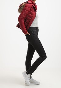 Superdry & Co Zimní bunda - bordeaux
