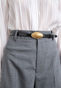 UNIA - Cinto - black/oro