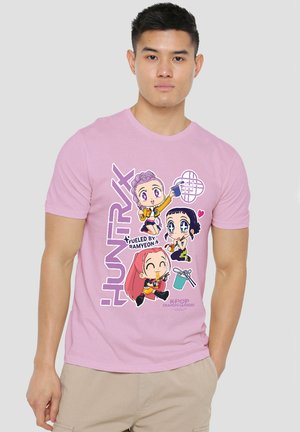 NETFLIX, KPOP DEMON HUNTERS HUNTRIX CHIBI RAMYEON - Print T-shirt - pink