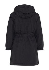 Parka nera con cappuccio, vita elastica, polsini arricciati e una texture morbida. Il design presenta una silhouette lunga e leggermente aderente.