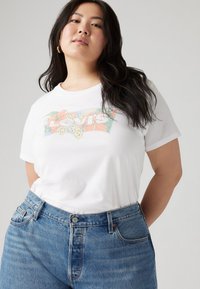 Levi's® Plus PERFECT - Print T-shirt - bright white