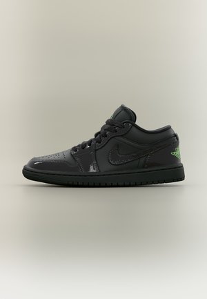 Jordan, AIR JORDAN 1 SE - Αθλητικά παπούτσια - black/scream green