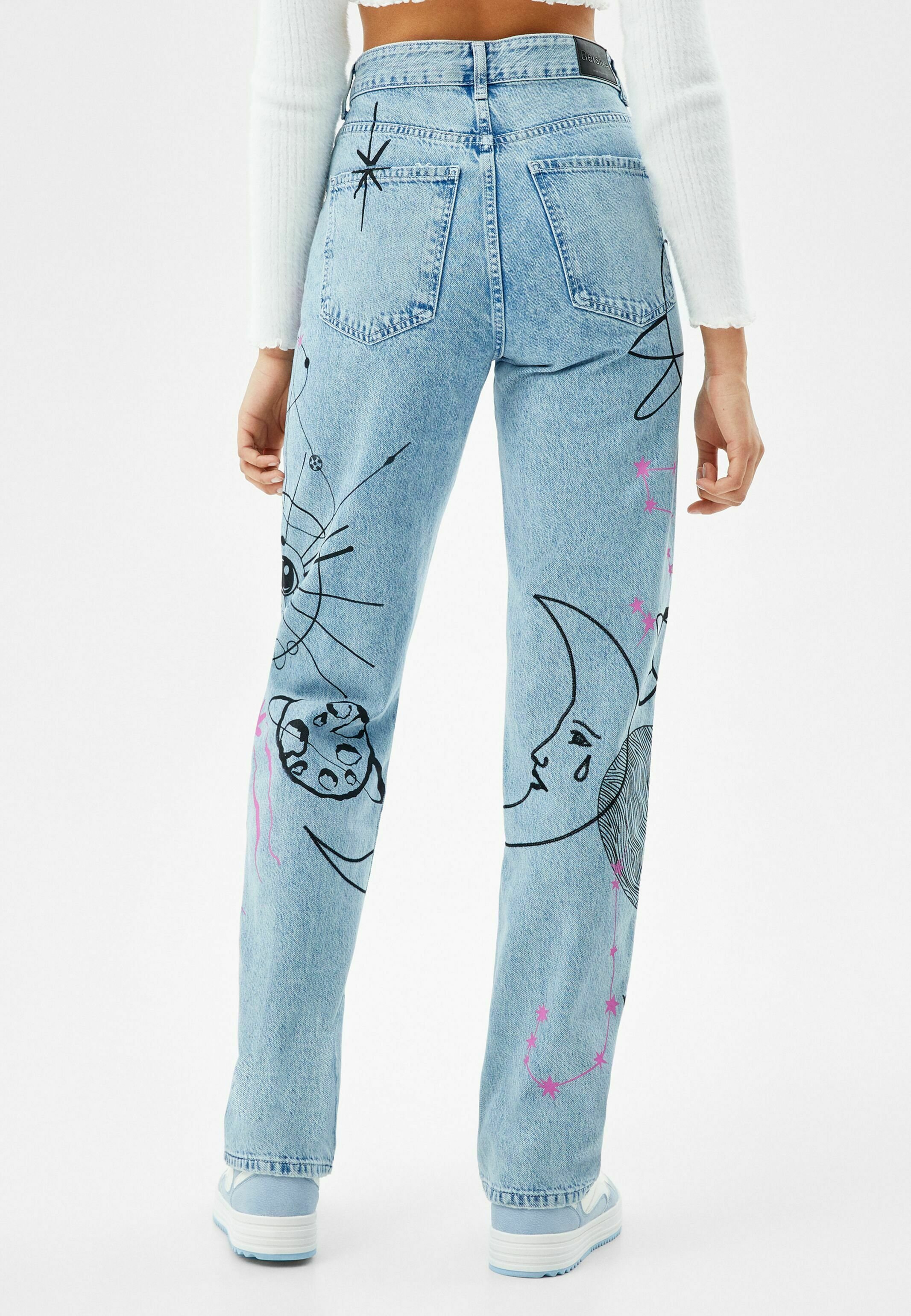 Bershka WITH EMBROIDERED ZODIAC PRINT - Jeans Straight Leg - light blue  denim/light-blue denim - Zalando.de