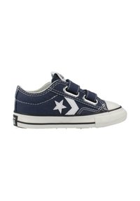 Marine kanvas sneakers met witte sterren detail, klittenbandsluitingen, witte rubberen teencap en zwarte zool. Gestructureerde zijkanten met contrasterende stiksels.