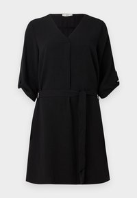 Schwarzes Kleid mit V-Ausschnitt und kurzen Ärmeln. Verfügt über eine gebundene Taille, knielangen Schnitt und weichen, strukturierten Stoff. Keine Muster oder Akzente.