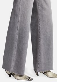 7 for all mankind FLARE - Flared jeans - grey