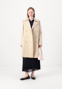 BOSS Šineļveida mētelis - open beige