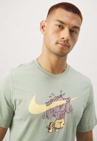 Nike Performance TEE SLUB - Camiseta deportiva - jade horizon