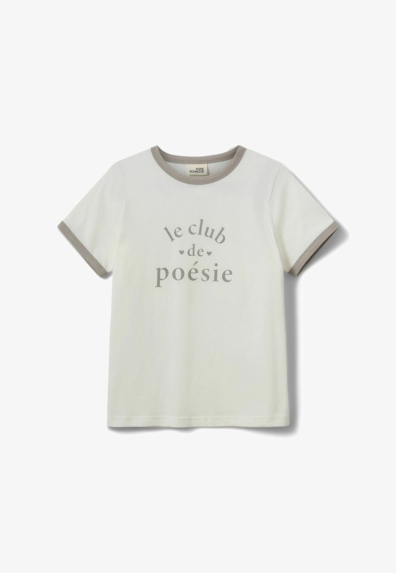 Hvid bomulds-T-shirt med grå ribstrikket krave og ærmekanter. Har teksten „le club de poésie“ trykt med grå skrift foran.