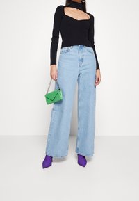 Gina Tricot Stickad tröja - black