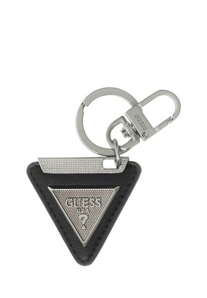 Dreieckiger schwarzer Leder- und silberner Metall-Schlüsselanhänger von Guess mit rundem Schlüsselring und Clipverschluss.