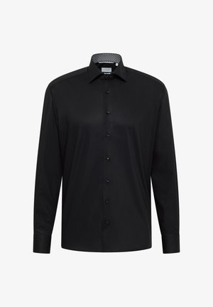 Elegante camicia nera a maniche lunghe realizzata in tessuto morbido, con chiusura a bottoni sul davanti, caratterizzata da un colletto con motivo geometrico e bottoni neri.