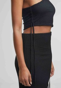 Urban Classics CUT OUT - Jerseykjole - black