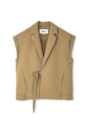 Khaki bezrękawnik z poduszkami na ramionach, klapami, przednim paskiem z klamrą oraz bocznymi szczelinami dla dodatkowego detalu i designu.