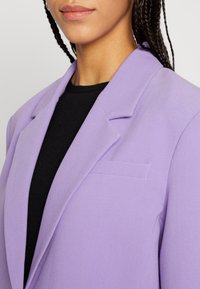 MSCH Copenhagen TAIRA HEDVIG - Casaco curto - purple