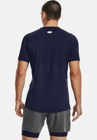 Under Armour FITTED - T-shirt till träning - midnight navy