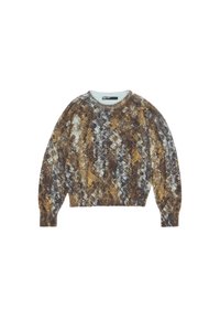 Sweter dzianinowy z teksturowanym, wielokolorowym wzorem w odcieniach brązu, beżu i niebieskiego. Okrągły dekolt i długie rękawy z krótkim krojem.