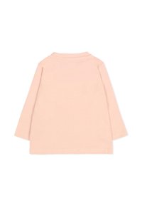 Chemise à manches longues en coton rose clair doux, dotée d'un col rond et d'un ourlet droit. Design minimaliste sans motifs visibles.