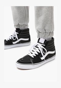 Wybrany, grey melange