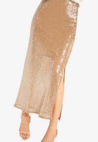 Lipsy SEQUIN MIDI  - Pliiatsseelik - gold