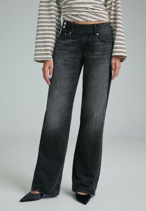 Stradivarius, LOW-RISE STRAIGHT-LEG JEANS WITH HAMMER WAISTBAND - Jean droit - mottled light grey
