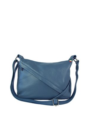 Blauwe leren crossbodytas met verstelbare riem en een klein Italiaans vlaggetje bij de metalen ring.
