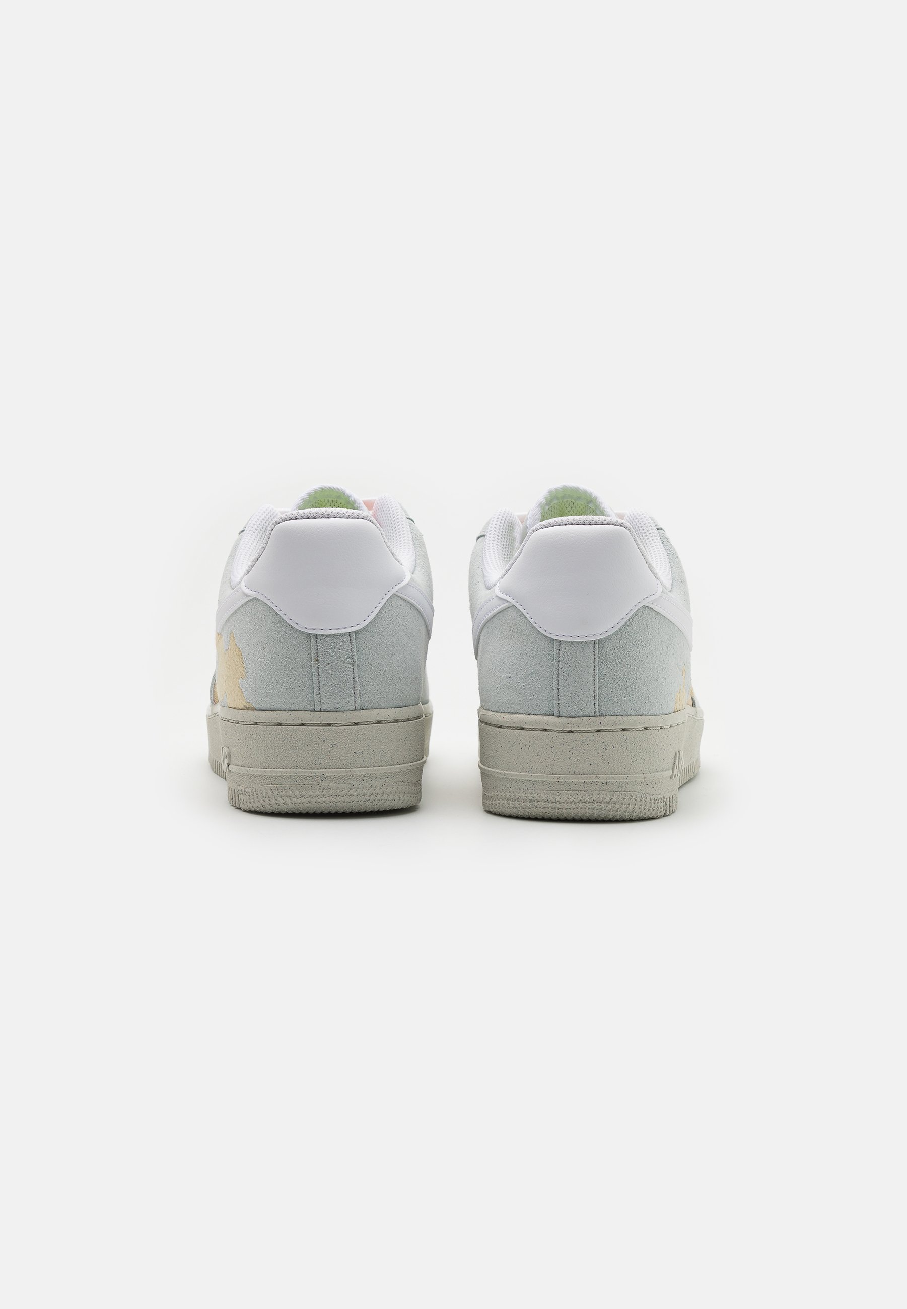 Nike Sportswear AIR FORCE 1 '07 LX M2Z2 - Sneakers laag - photon dust/team  orange/Beige - Zalando.nl