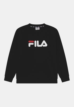 Sort sweatshirt lavet af bomuld med rund halsudskæring og lange ærmer. Foran er der et hvidt og rødt FILA-logo.