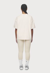 Pegador BRACY HEAVY OVERSIZED TEE - T-shirts - washed coast sand