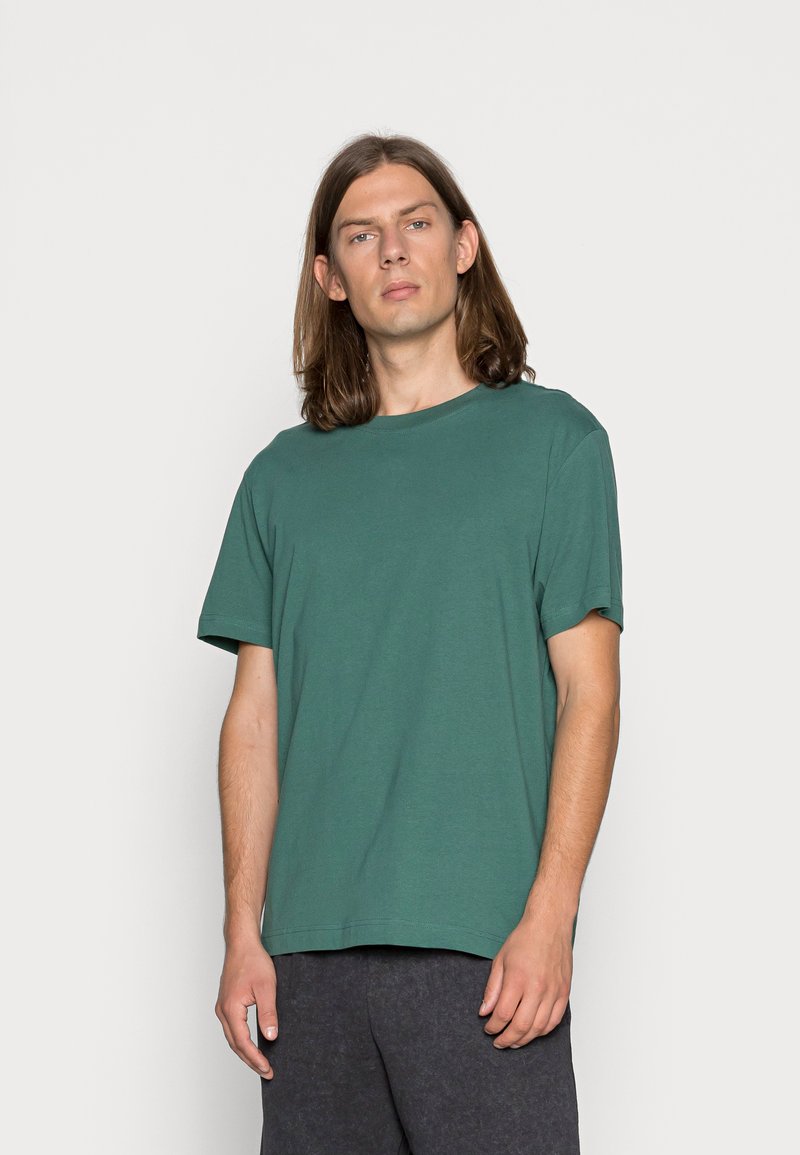 Weekday RELAXED - T-shirt básica - green