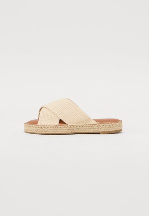 Sandaler - beige