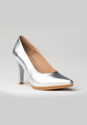 Zapatos altos - plata