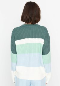 Trendyol Strickpullover - green