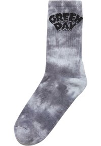 Gr�å tie-dye sokker med "GREEN DAY" logo i sort nær toppen. Lavet af blødt materiale med ribbet tekstur og en klassisk crew-længde.