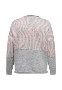 Grijze trui met een roze zebrapatroon op de bovenste helft, voorzien van een ronde hals en lange mouwen, gemaakt van zacht gebreid materiaal.