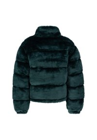 Jachetă puffer din blană artificială de culoare verde închis, cu guler înalt, având secțiuni pătrate orizontale și manșete elastice. Textură moale și design scurt.
