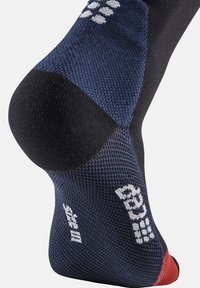 CEP THE RUN LIMITED 2024.1 COMPRESSION SOCKS KNEE-HIGH WOMEN - MADE IN GERMANY - Kniestrümpfe - black