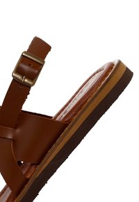 Derimod Sandalen - light brown