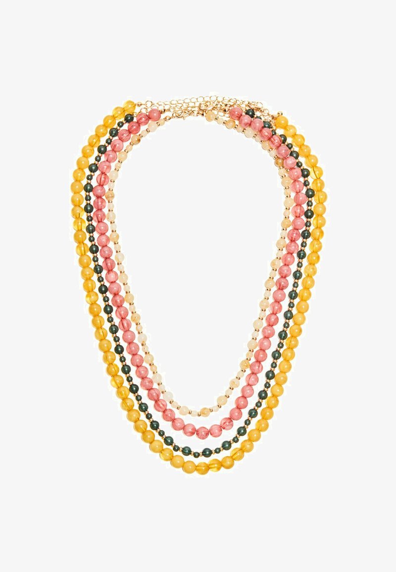 Colier din mărgele multicolore, având mărgele galbene, roz, verzi și transparente, accentuat cu accesorii din aur, într-un design stratificat.