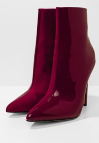 Public Desire Botines de tacón - dark red
